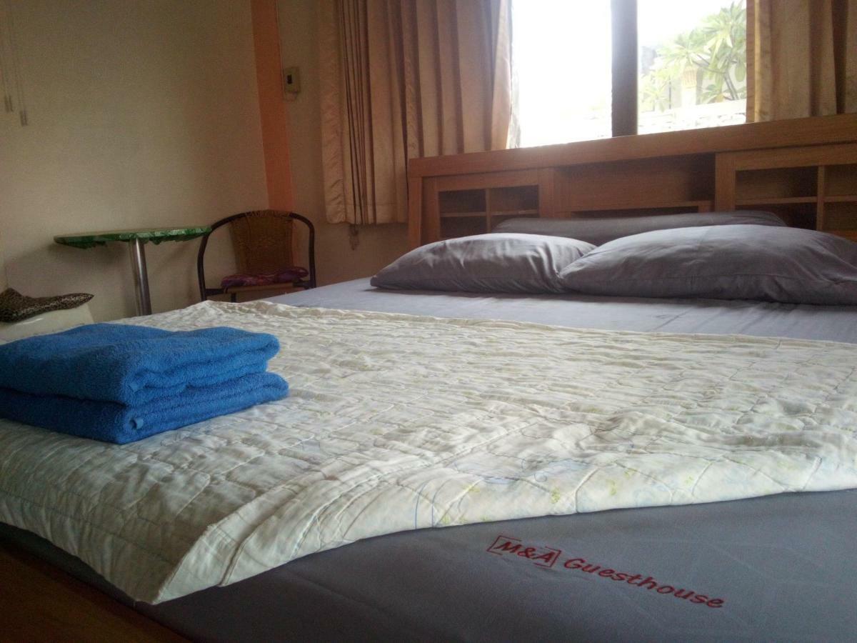 M & A Guesthouse Хуахін Екстер'єр фото