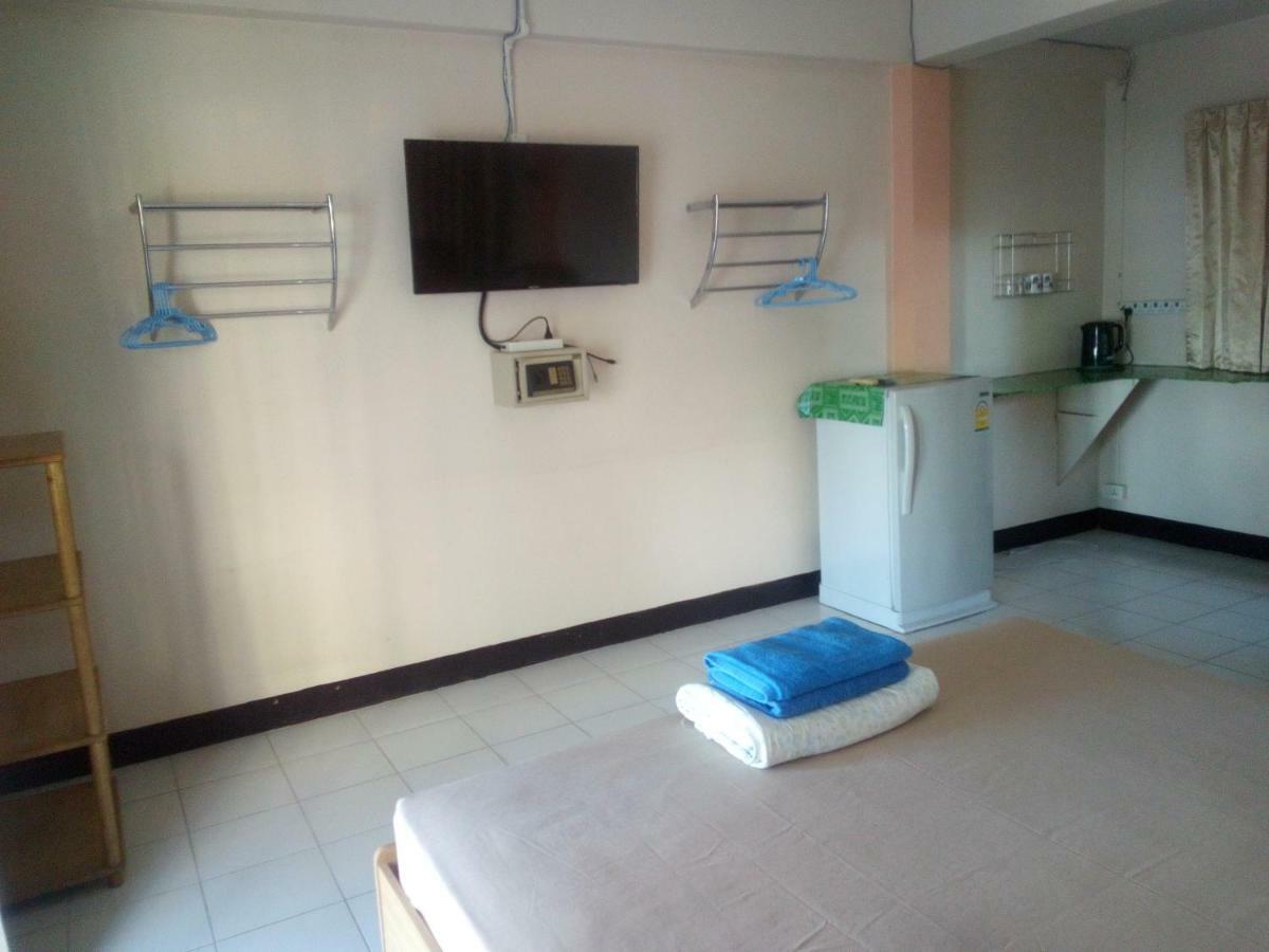 M & A Guesthouse Хуахін Екстер'єр фото
